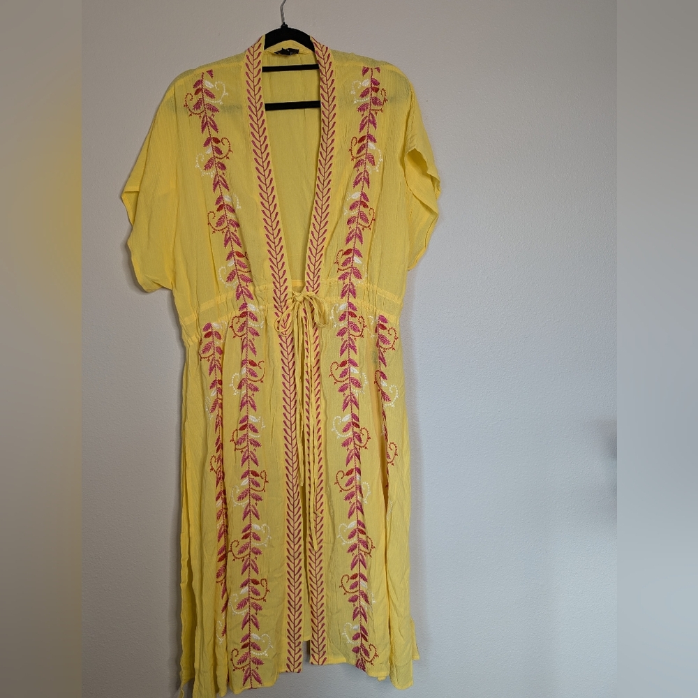 Curations Yellow Embroidered Kimono Size PL